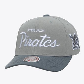 Men's Mitchell & Ness Gray Pittsburgh Pirates Thunderstorm Head Coach Pro-Crown Adjustable Hat
