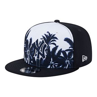 Men's New Era Navy New York Yankees 2026 Spring Training Fan Pack Grow 9FIFTY Snapback Hat