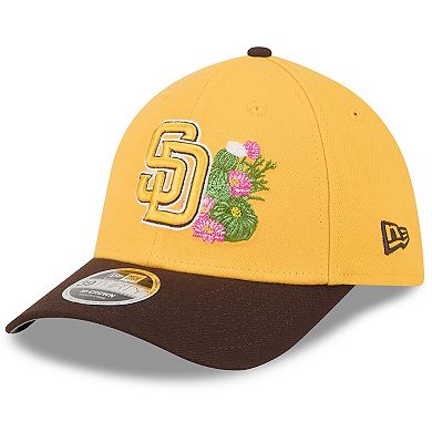 Men's New Era Gold/Brown San Diego Padres 2026 Spring Training M-Crown 39THIRTY Flex Hat