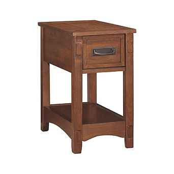 Traditional Wooden Side Table With Drawer