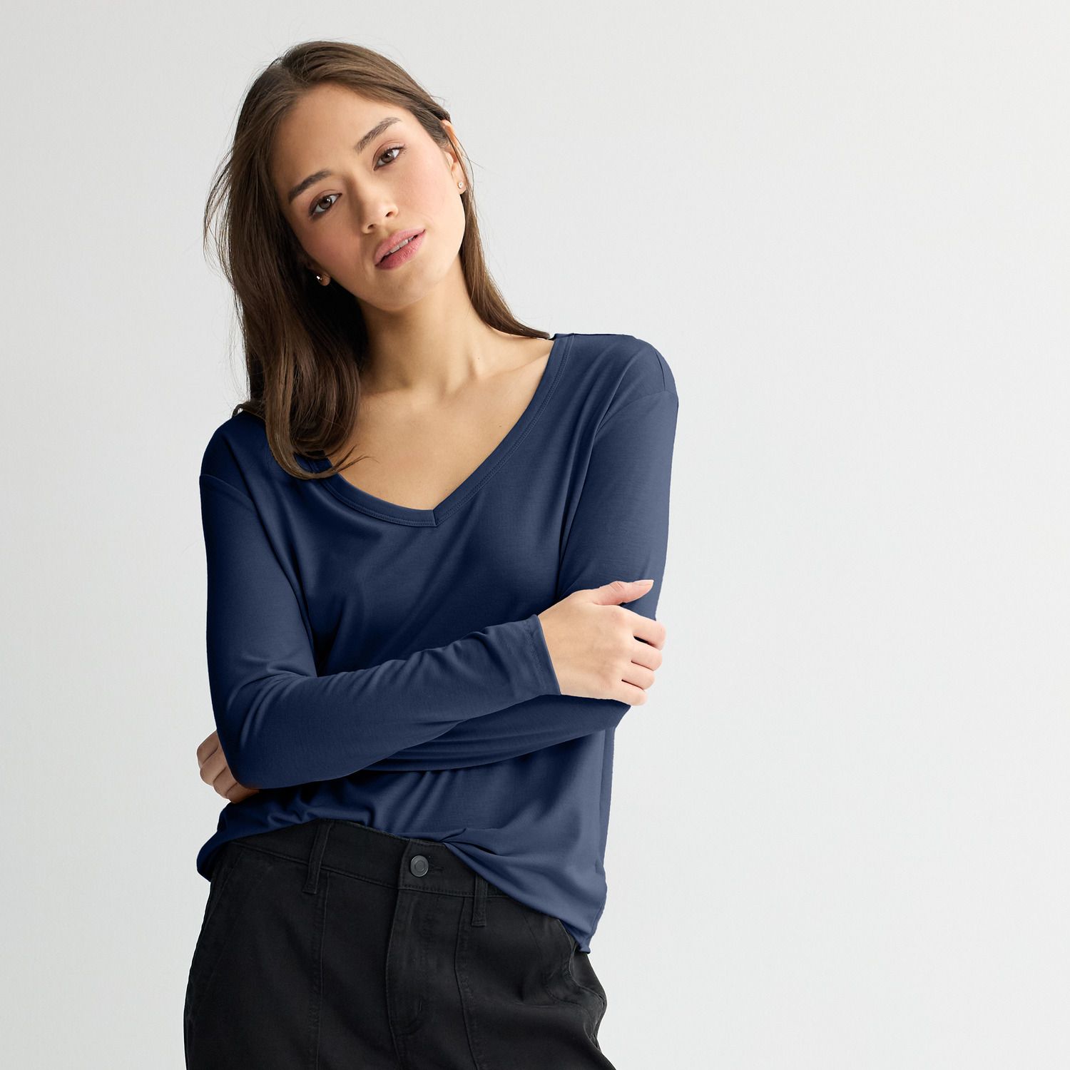 Женские футболки Juniors' SO® Long Sleeve V-Neck, цвет: Тёмно-синий, вариант 1 — фото 1