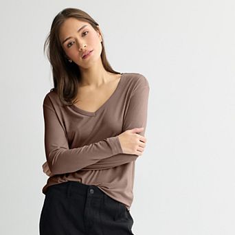 Juniors' SO® Long Sleeve V-Neck Tee