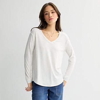 Juniors' SO® Long Sleeve V-Neck Tee