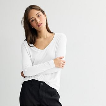 Juniors' SO® Long Sleeve V-Neck Tee