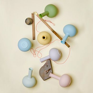 Matte Porcelain Mini Beauty Vase