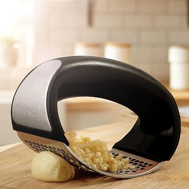 Cheer Collection Stainless Steel Garlic Press Rocker Set with Peeler Brush and Scraper Black