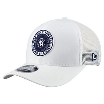 Men's New Era White New York Yankees 2026 Spring Training Fan Pack 9SEVENTY Adjustable Trucker Hat
