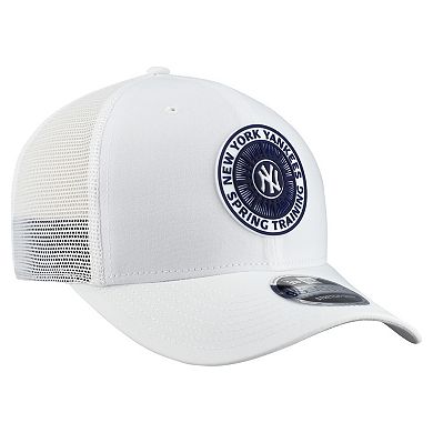 Men's New Era White New York Yankees 2026 Spring Training Fan Pack 9SEVENTY Adjustable Trucker Hat