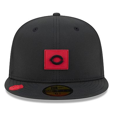 Men's New Era Black Cincinnati Reds 2026 Clubhouse 59FIFTY Fitted Hat