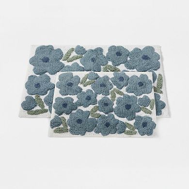 Urban Loft 100% Cotton Tufted Non-Skid Blossoms Pattern Bath Mat