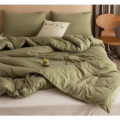 Soft Lightweight Olive Green King Size Comforter Set with 2 Pillowcases: All Season Bedding