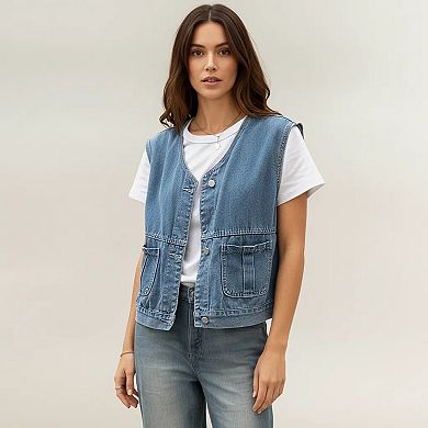 Women's Sleeveless Denim Vest with Button Front Closure Patch Pockets and Structured Fit