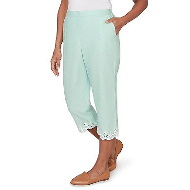 Women's Alfred Dunner Eyelet Embroidered Cuff Capris