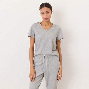 Organic Cotton Essential V-Neck Tee