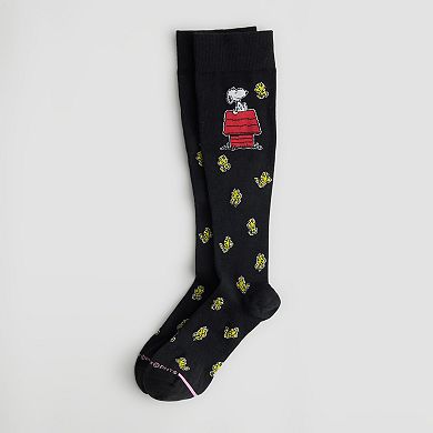 Women's Dr. Motion Peanuts Snoopy Doghouse Compression Knee High Socks