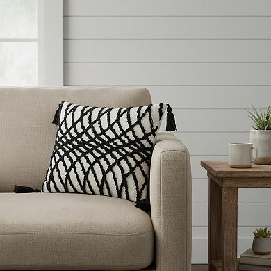 HomeRoots 13" X 18" Black and White Throw Pillow with Tassels