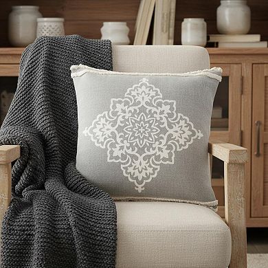 HomeRoots 24" X 24" Light Gray And White 100% Cotton Geometric Zippered Pillow