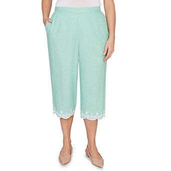 Plus Size Alfred Dunner Eyelet Embroidered Cuff Capris