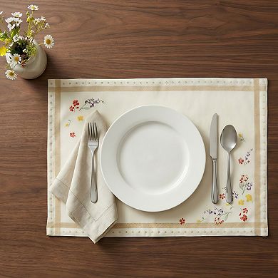 Wildflower fabric placemat polyester cotton blend washable