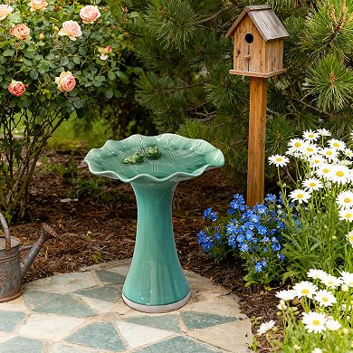 LuxenHome 20" Ceramic Bird Bath with Leaf Shaped Basin and Decorative Frogs, Green
