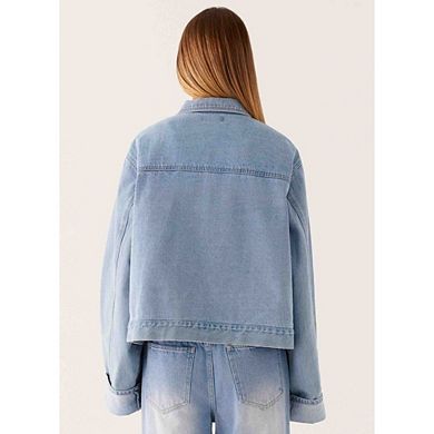 Women's Denim Jacket Oversized Fit Button Down for Casual Everyday Wear with Chest Pockets