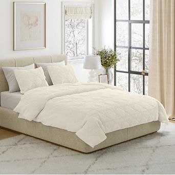Lavish Home Quilt Set with Sham
