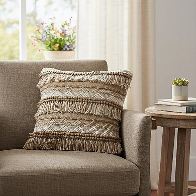 HomeRoots 20" X 20" Beige And White Polyester Geometric Zippered Pillow