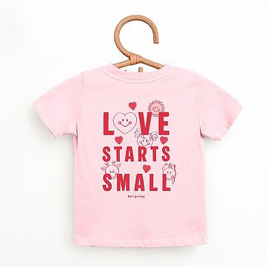 Mini Smiley Love Starts Small - Toddler Short Sleeve Graphic T-Shirt