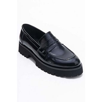 Vionel Leather Loafer (Women)