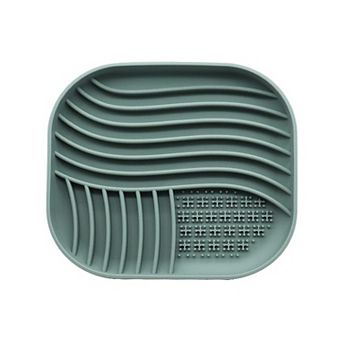 Pet Slow Feeder Licking Mat with Suction Base Silicone Feeding Pad for Dogs and Cats