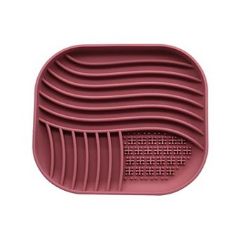 Pet Slow Feeder Licking Mat with Suction Base Silicone Feeding Pad for Dogs and Cats