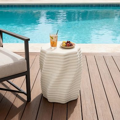 LuxenHome 18" Outdoor Side Table, Beige Sculptural Patio Side Table, Small Round End Table