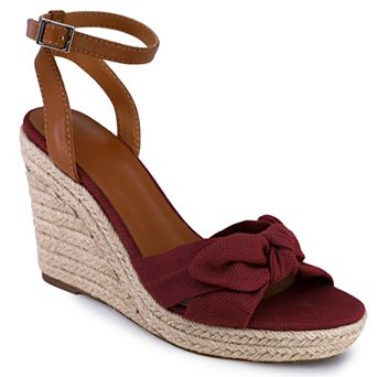 Nautica Women's Curia Wedge Sandals With Bow Accent