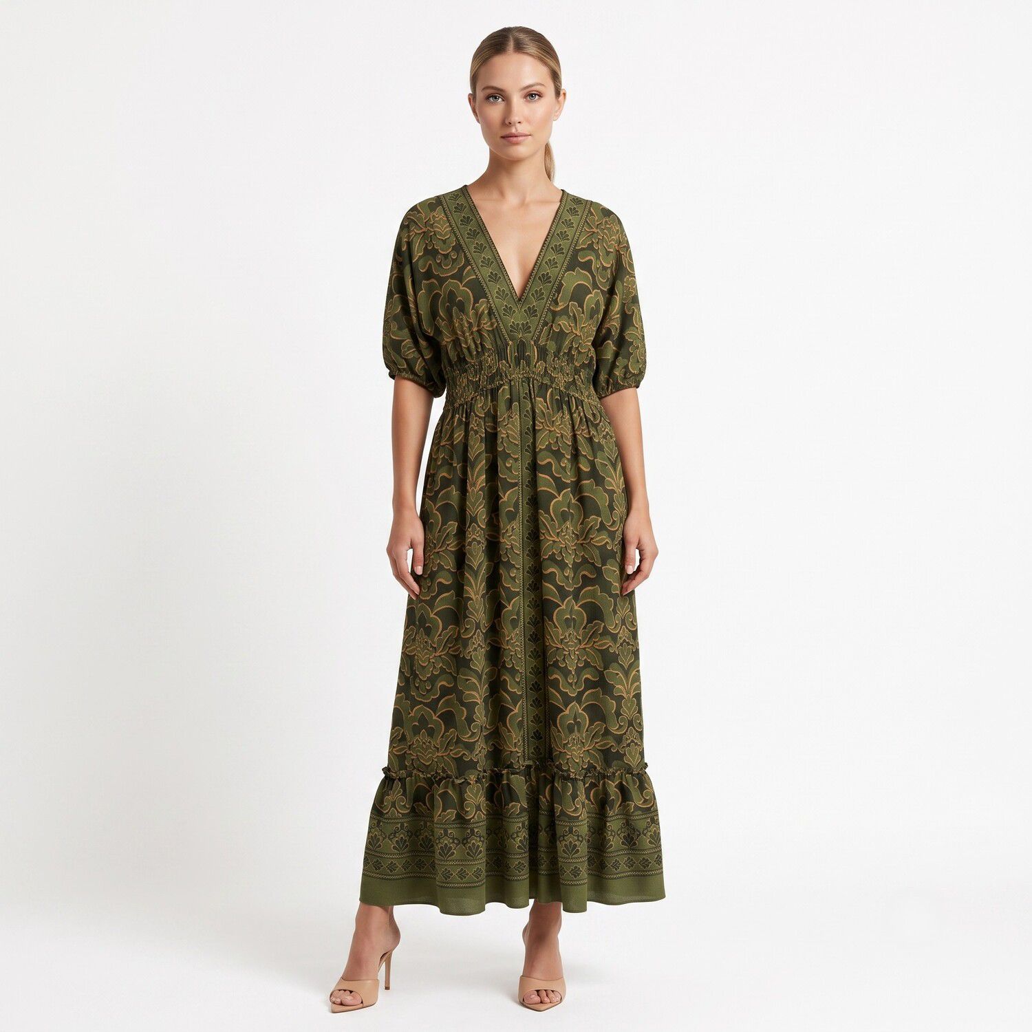 Женское платье Maison Tara Smocked Waist Maxi