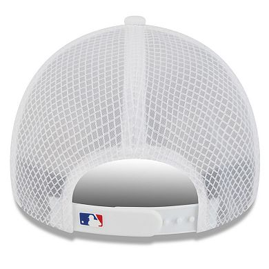 Men's New Era White Chicago Cubs 2026 Batting Practice Apex 9FORTY Adjustable Trucker Hat