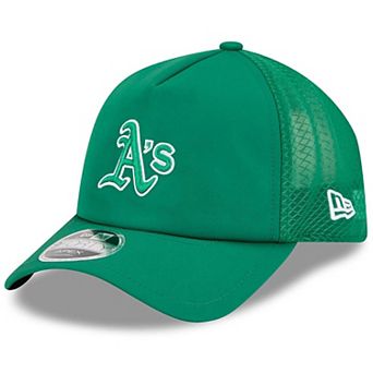 Men's New Era Kelly Green Athletics 2026 Batting Practice Alternate Apex 9FORTY Adjustable Hat