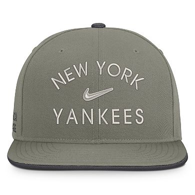 Men's Nike Olive New York Yankees Pro Dri-FIT Snapback Hat