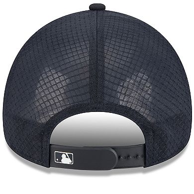 Men's New Era Navy Chicago Cubs 2026 Batting Practice Alternate Apex 9FORTY Adjustable Hat