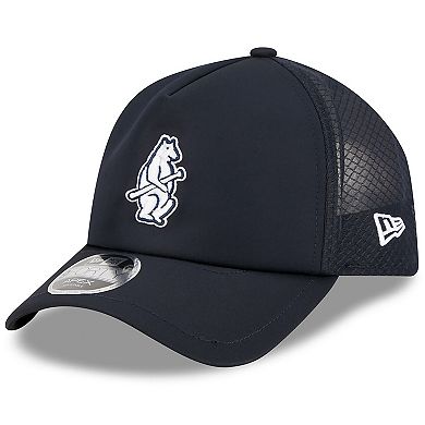 Men's New Era Navy Chicago Cubs 2026 Batting Practice Alternate Apex 9FORTY Adjustable Hat