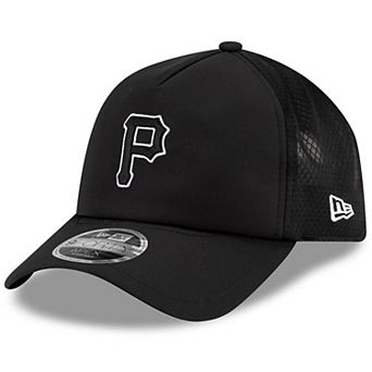 Men's New Era Black Pittsburgh Pirates 2026 Batting Practice Apex 9FORTY Adjustable Trucker Hat