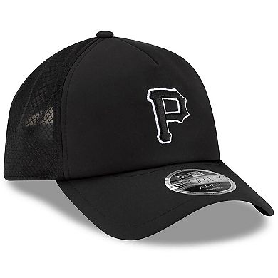 Men's New Era Black Pittsburgh Pirates 2026 Batting Practice Apex 9FORTY Adjustable Trucker Hat