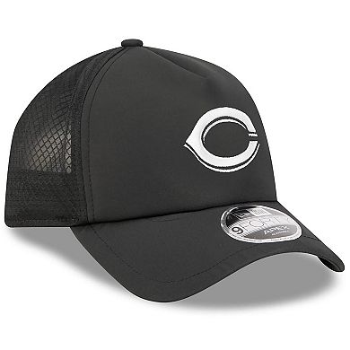 Men's New Era Black Cincinnati Reds 2026 Batting Practice Apex 9FORTY Adjustable Trucker Hat