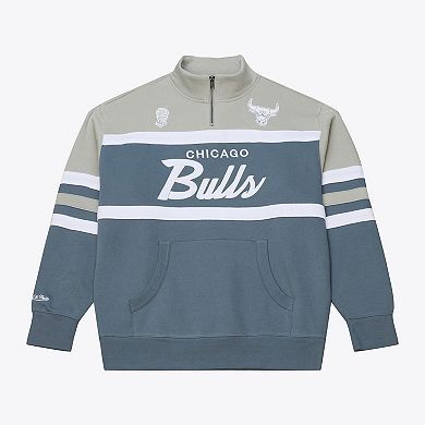 Men's Mitchell & Ness Blue Chicago Bulls Thunderstorm Head Coach Quarter-Zip Jacket