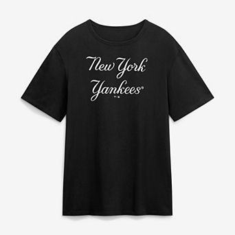 Men's Fanatics Black New York Yankees Alt Logo Legacy T-Shirt