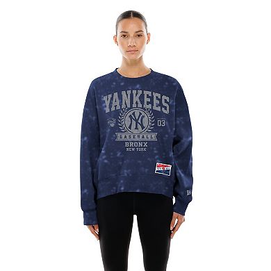 Women's New Era Navy New York Yankees Throwback Oversized Boxy Sweatshirt