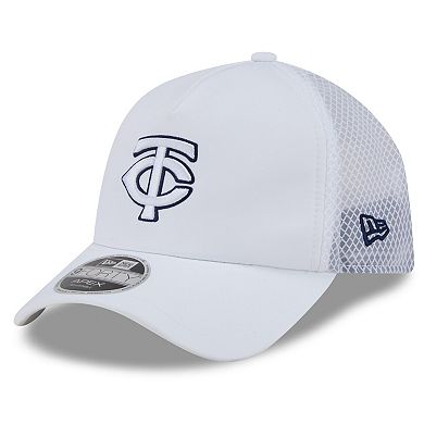 Men's New Era White Minnesota Twins 2026 Batting Practice Apex 9FORTY Adjustable Trucker Hat
