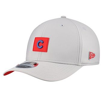 Men's New Era Gray Chicago Cubs 2026 Clubhouse 9SEVENTY Adjustable Hat