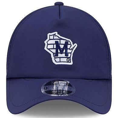 Men's New Era Navy Milwaukee Brewers 2026 Batting Practice Alternate Apex 9FORTY Adjustable Hat