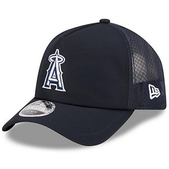 Men's New Era Navy Los Angeles Angels 2026 Batting Practice Apex 9FORTY Adjustable Trucker Hat