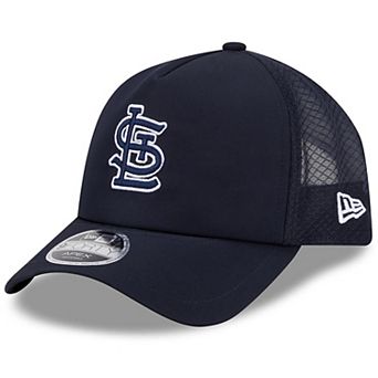 Men's New Era Navy St. Louis Cardinals 2026 Batting Practice Apex 9FORTY Adjustable Trucker Hat